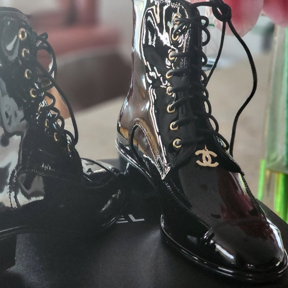 Chanel Boots size 39